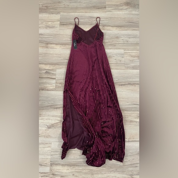 Lulus Maroon/Burgundy Sequin Maxi M NWT Holiday - Picture 3 of 5